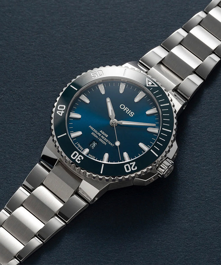 Relógio Aquis Date Oris