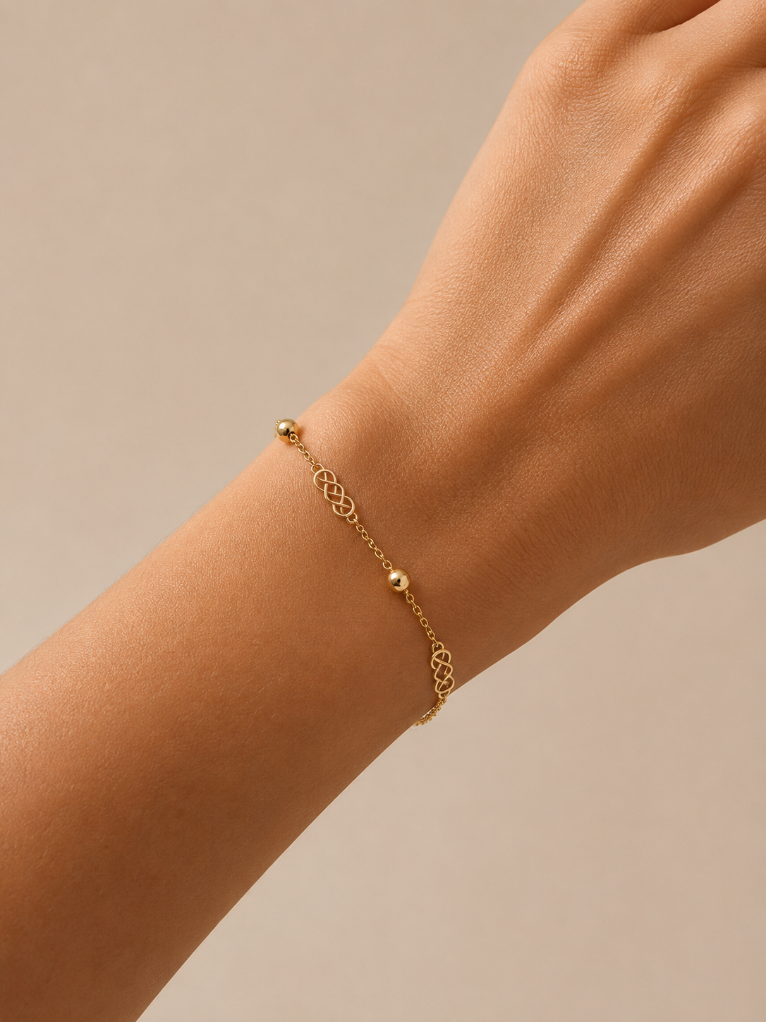 Pulseira esferas ouro 800