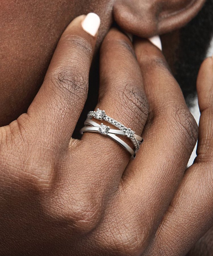 Anel Pandora Sparkling Triple Band