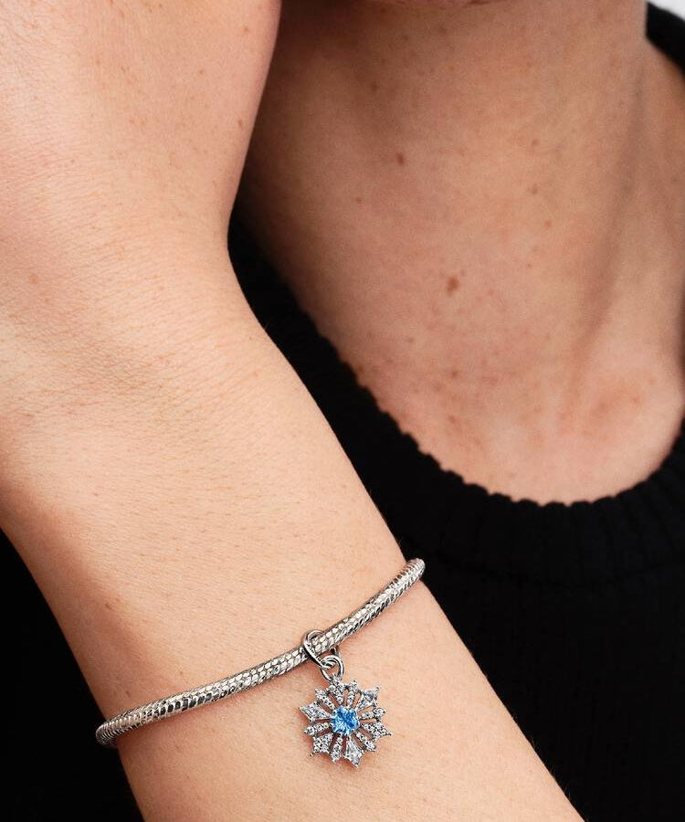 Pendente Pandora Floco de Neve Rainha Elsa
