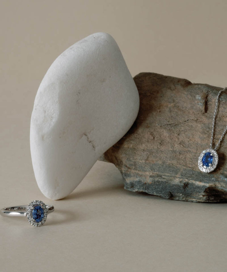 Anel Monseo Moments Ouro Branco, Diamantes e Safira