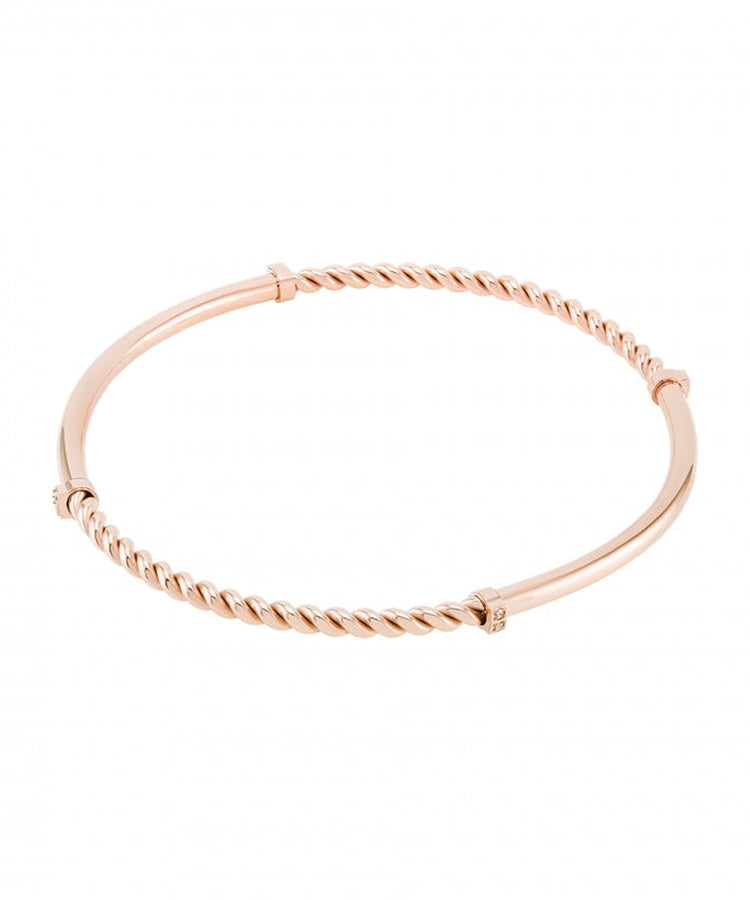 Escrava One Rosen Circle