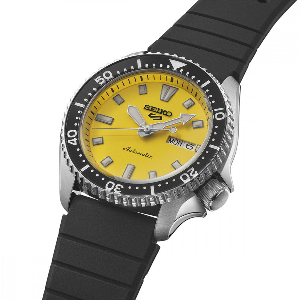 Relógio Seiko 5 Sports SKX Series Amarelo