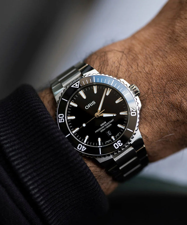 Relógio Oris Aquis Date