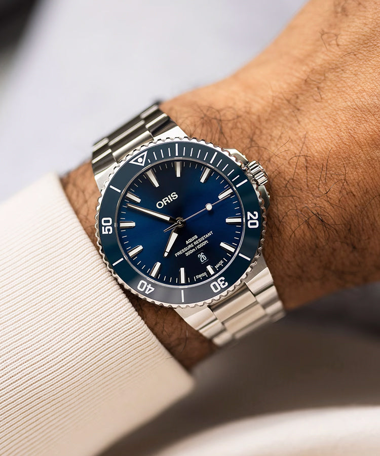 Relógio Aquis Date Oris