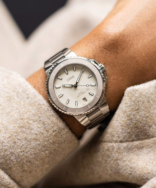 Relógio Oris Aquis Date 36,5mm