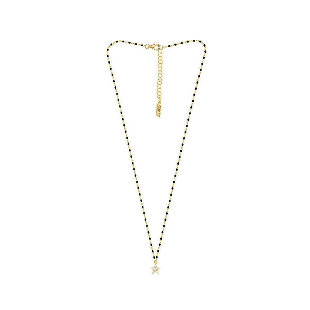 Colar Starry Noir em Prata Dourada