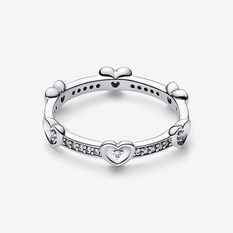 Anel Pandora Radiant Sparkling Hearts