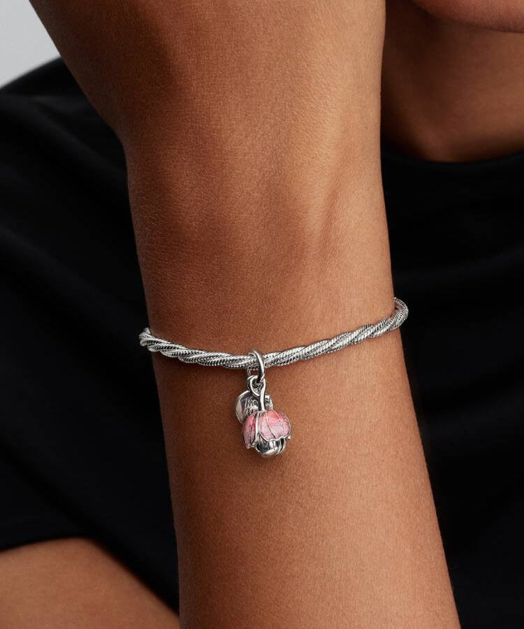Conta Pendente Botão de Flor Dois Tons Pandora