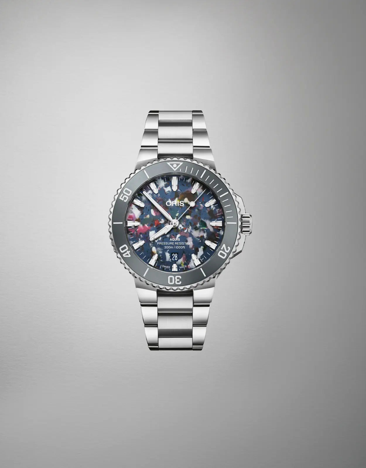 Relógio Oris Aquis Date Upcycle 43,5mm