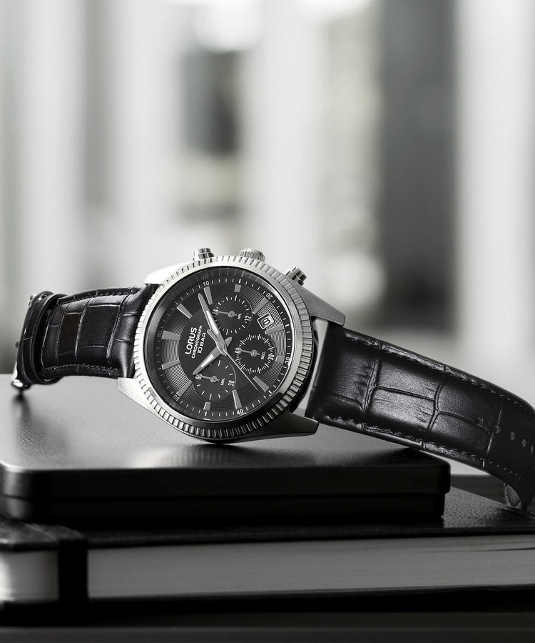 Relógio Lorus Man classic Crono Mostrador preto
