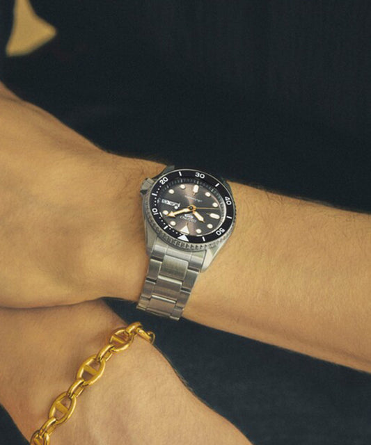 Relógio Seiko 5 Sports SKX Preto