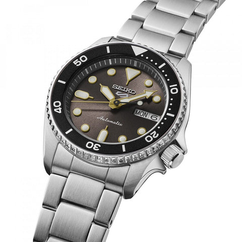 Relógio Seiko 5 Sports SKX Preto