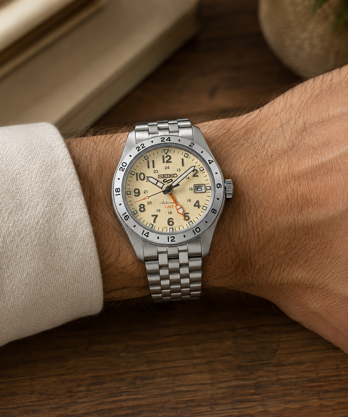 Relógio Seiko 5 Sports Field GMT