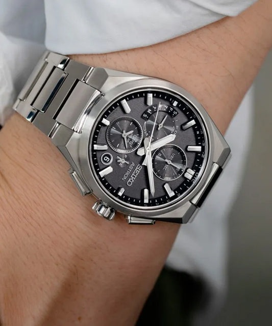 Relógio Seiko Astron GPS Solar 42 mm